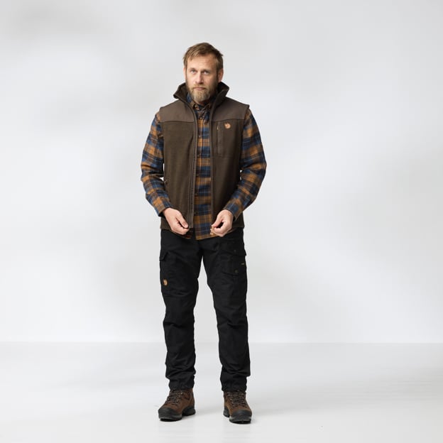 Men's Buck Fleece Vest - Quest Outdoors