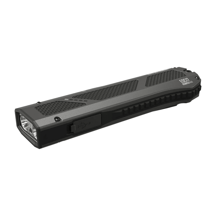 Nitecore EDC17 1500 Lumen Rechargeable EDC Flat Flashlight - Quest Outdoors
