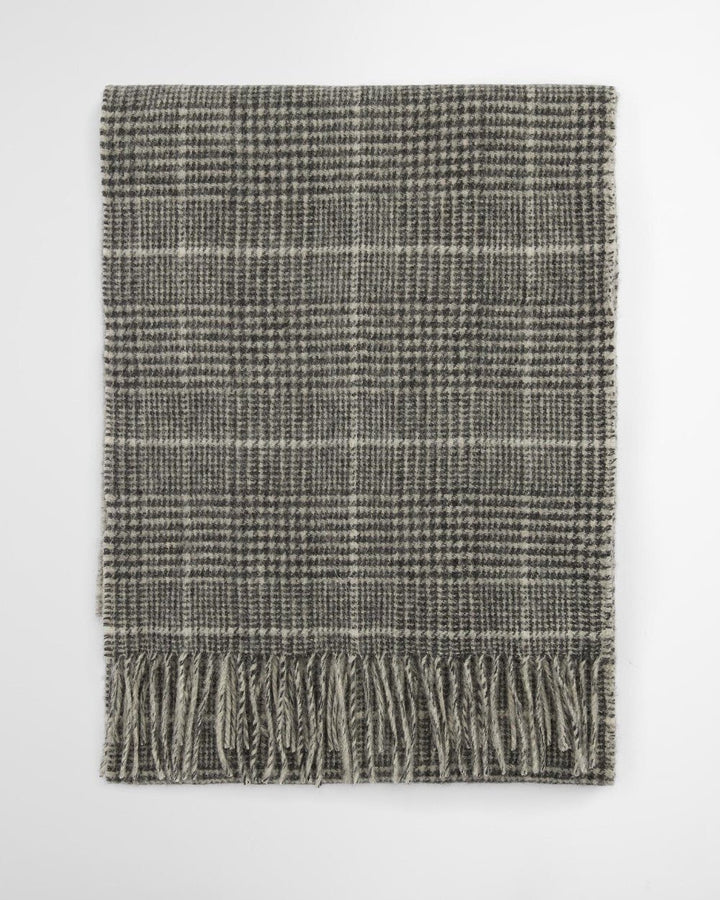 Noelle Reversible Check Scarf - Quest Outdoors