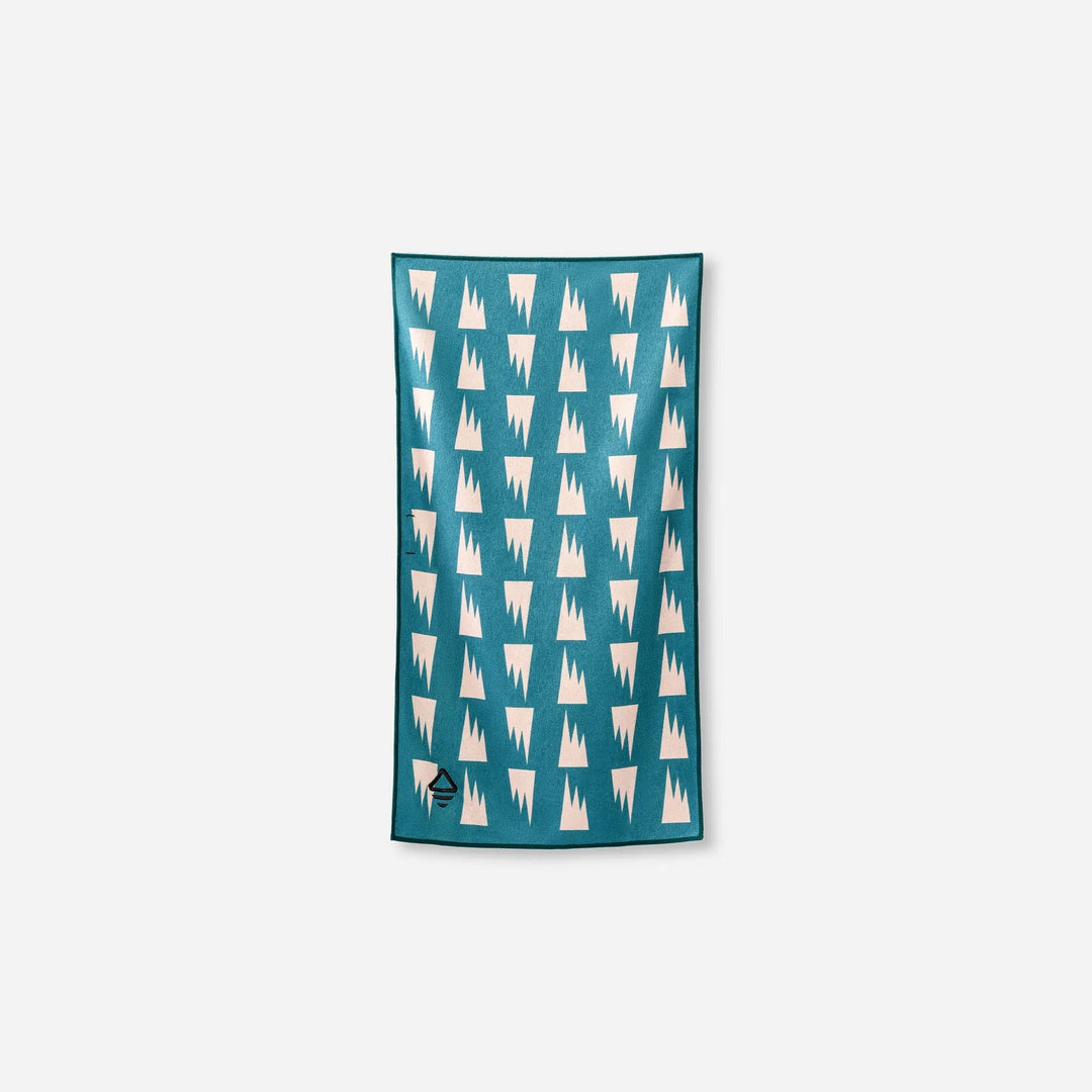 Nomadix Hand Towel - Quest Outdoors