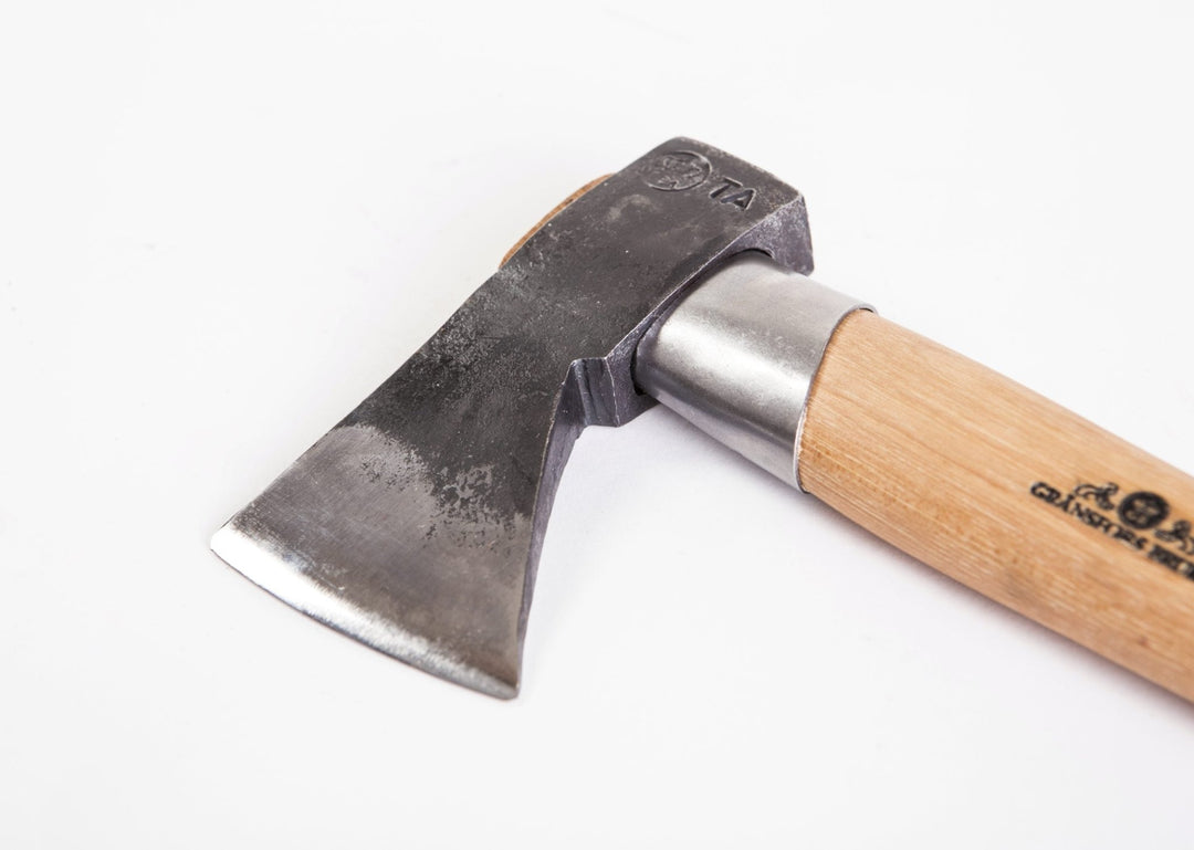 Outdoor Axe - Quest Outdoors