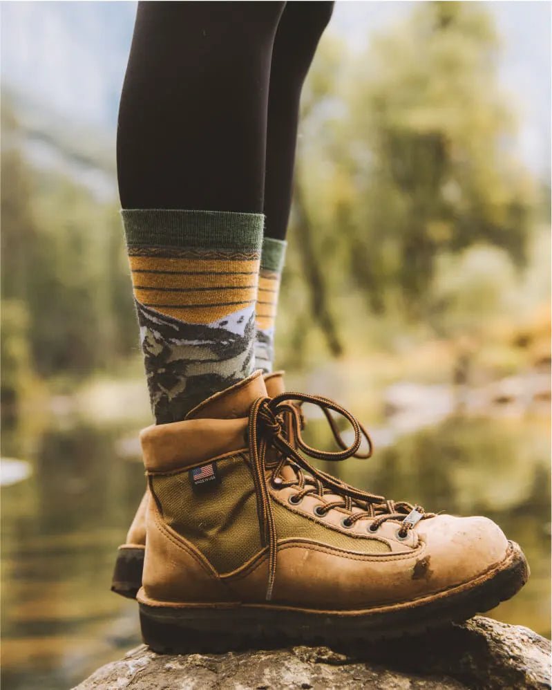 Paka Essential Mountain Crew Socks - Quest Outdoors