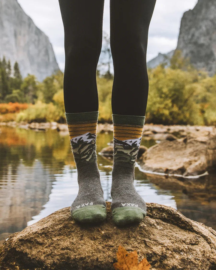 Paka Essential Mountain Crew Socks - Quest Outdoors