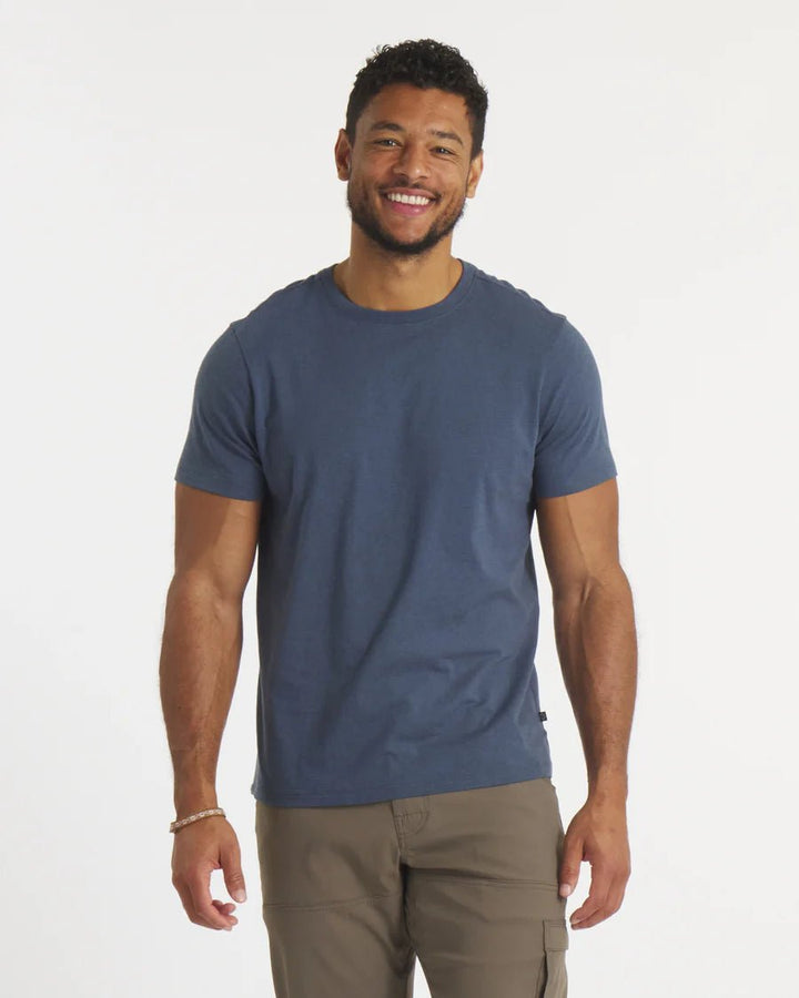 Paka Men's Essential Tee - Quest Outdoors