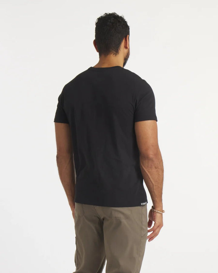 Paka Men's Essential Tee - Quest Outdoors