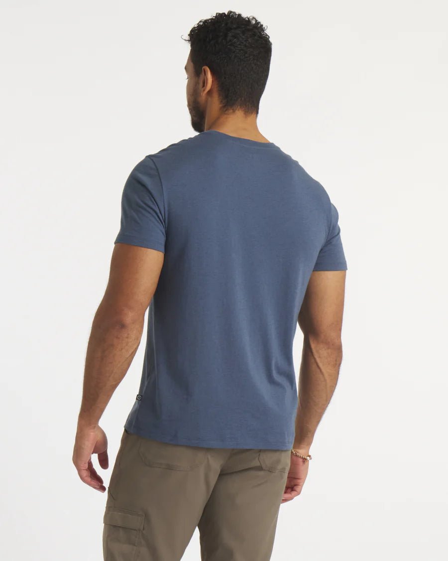 Paka Men's Essential Tee - Quest Outdoors