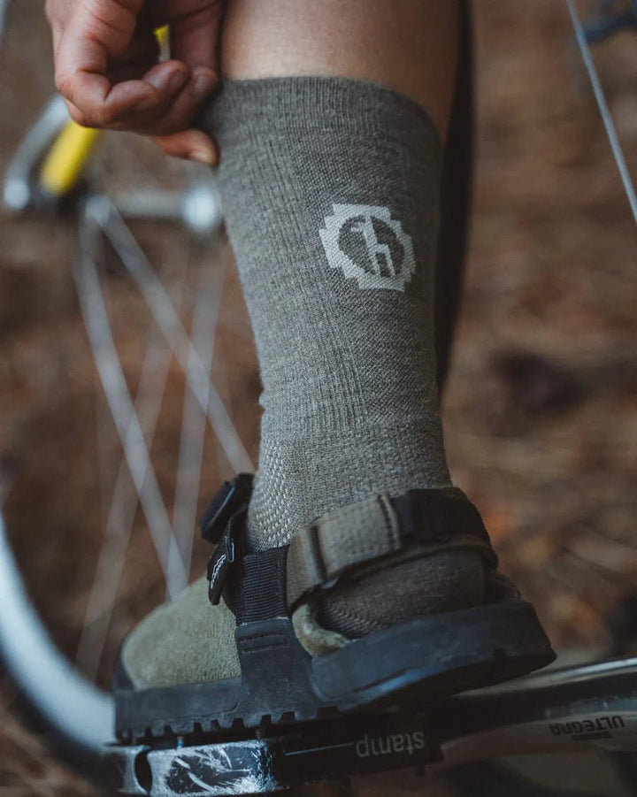 Paka Trail Crew Socks - Quest Outdoors