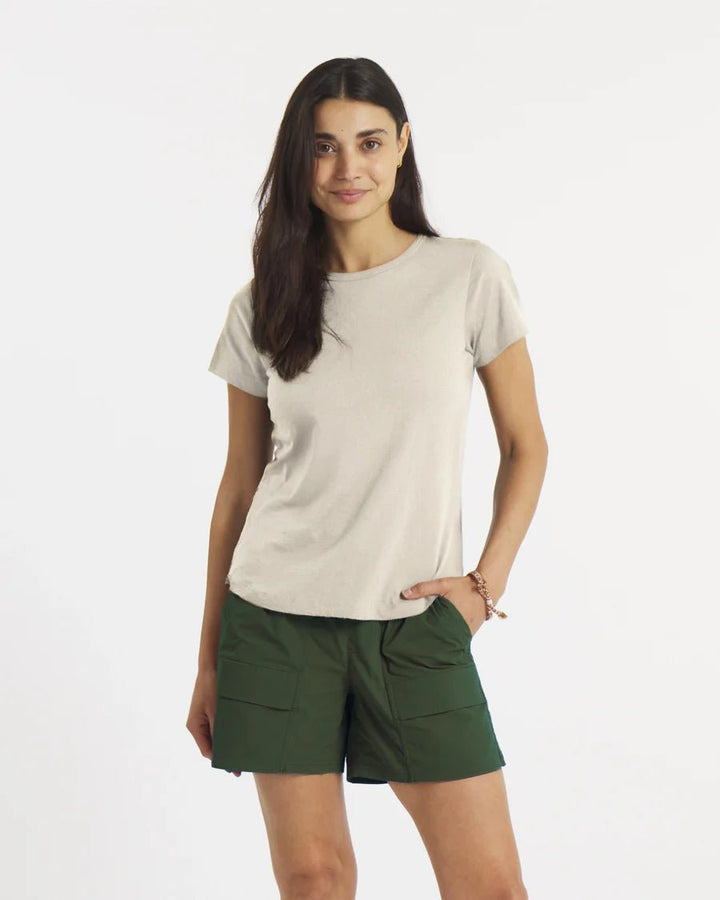 Paka Women's Essential Tee - Quest Outdoors