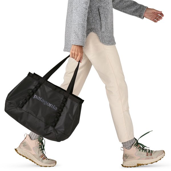 Patagonia Black Hole Tote 25L - Quest Outdoors