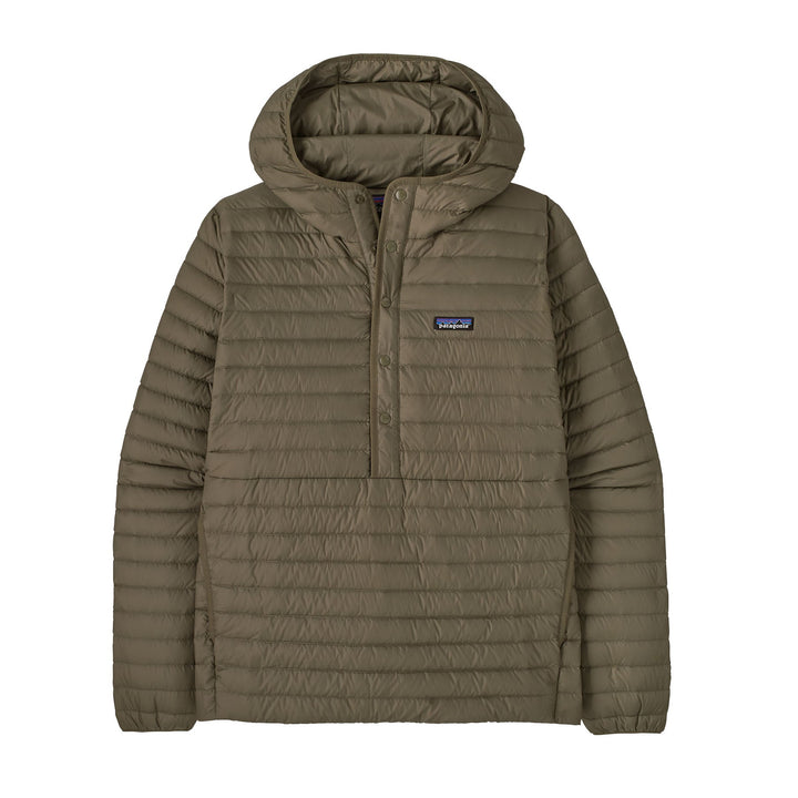 Patagonia Men's Lightweight Down Sweater™ Pullover - Quest Outdoors