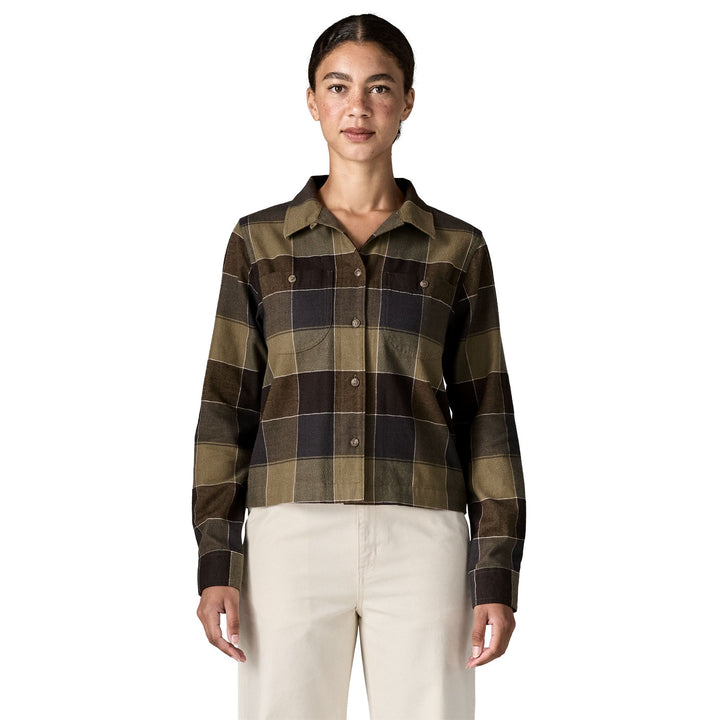Patagonia Women's Lightweight Fjord Flannel Camp Shirt - Quest Outdoors