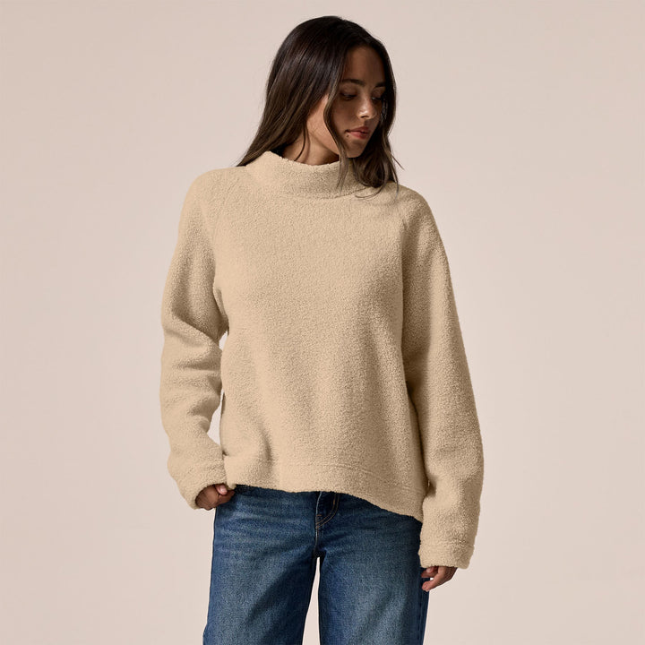 Patagonia Women's Reclaimed Sweater Pullover - Quest Outdoors