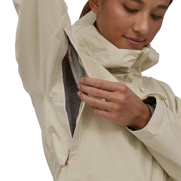 Patagonia Women's Torrentshell 3L Rain Jacket - Quest Outdoors