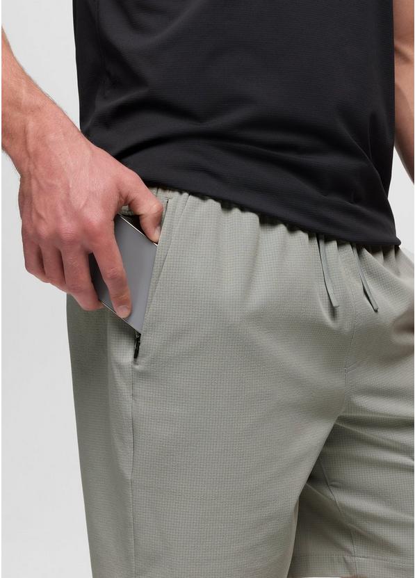 PrAna M's Hybridizer Breathe Short 8" - Quest Outdoors