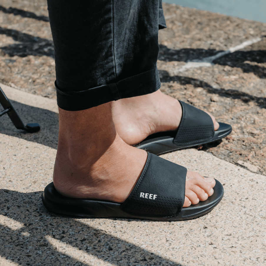 Reef Men's Tailslide - Quest Outdoors