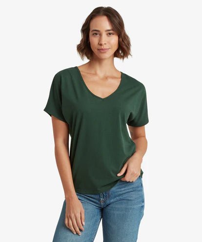 Sherpa Women's Jutnu V - Neck Tee - Quest Outdoors