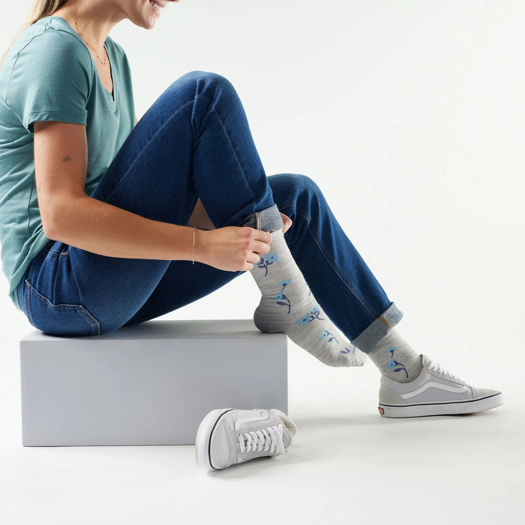 Smartwool Everyday Garden Gala Crew Socks - Quest Outdoors