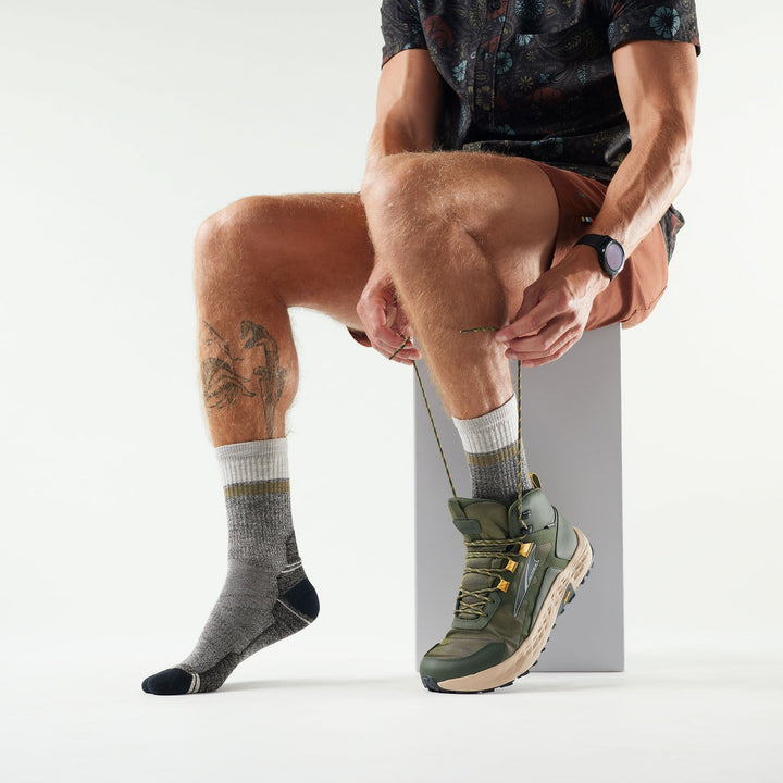 Smartwool Hike Light Cushion Winding Trail Crew Socks - Quest Outdoors