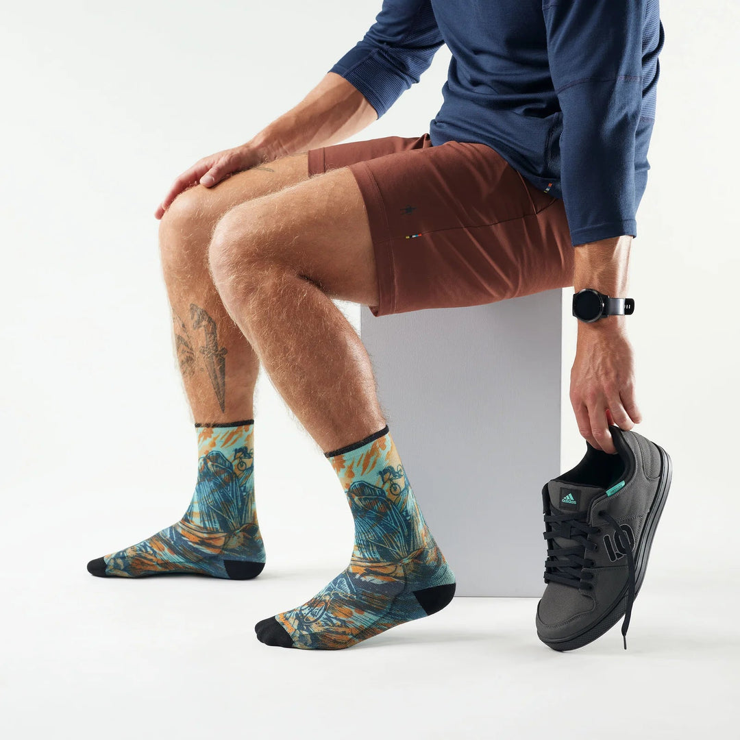 Smartwool Men's Bike Zero Cushion Rugged Ride Print Crew Socks - Quest Outdoors