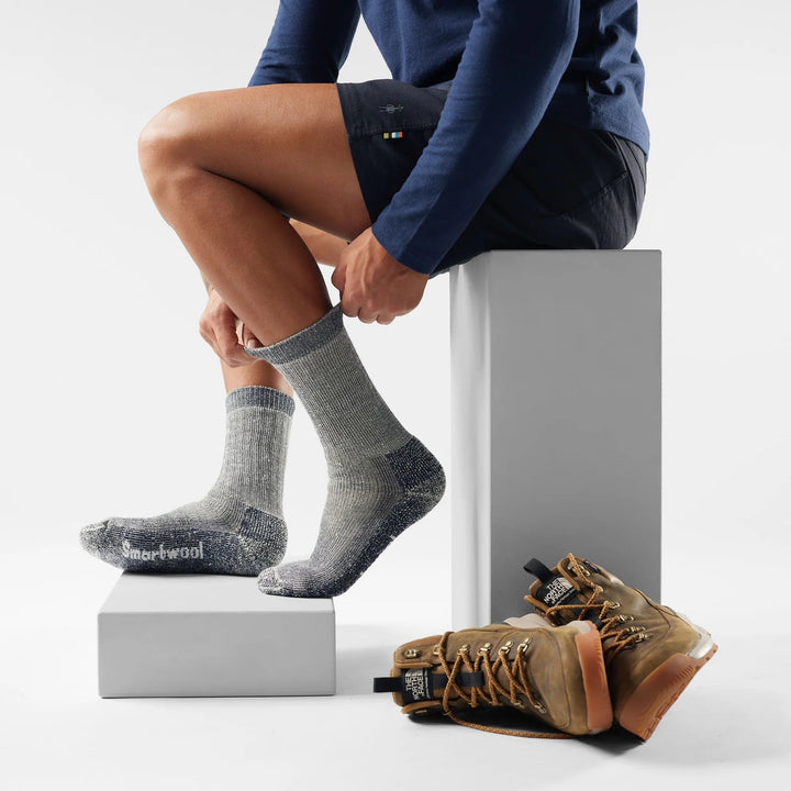 Smartwool Men's Hike Classic Extra Cushion Crew Socks - Quest Outdoors
