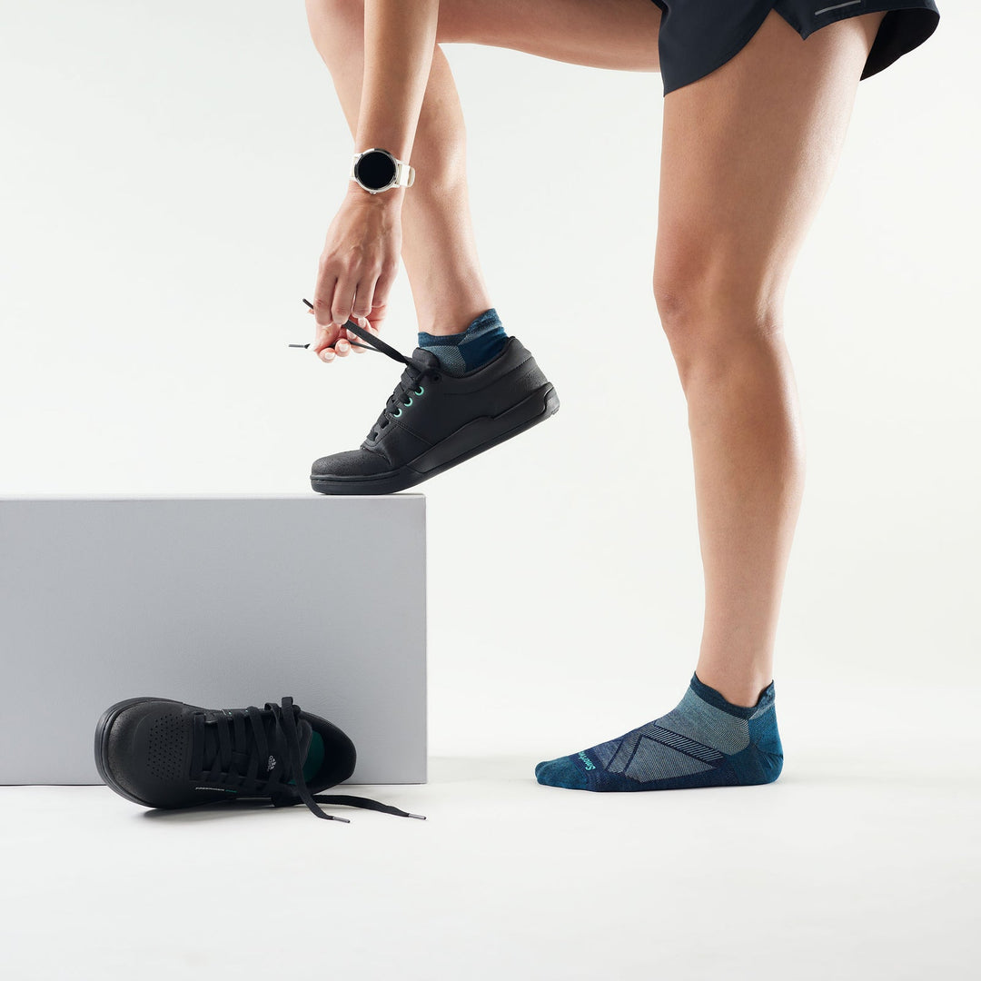 Smartwool Women's Bike Zero Cushion Low Ankle Socks - Quest Outdoors