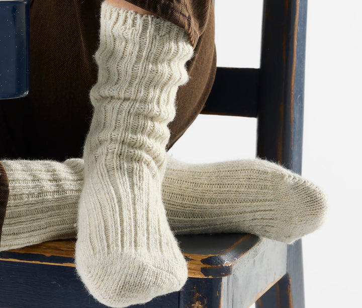 Smartwool Women's Everyday Cozy Heritage Rib Crew Socks - Quest Outdoors