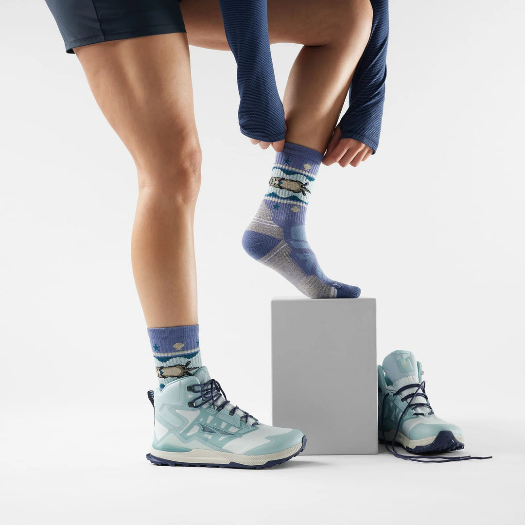 Smartwool Women's Hike Otter Float Crew Socks - Quest Outdoors