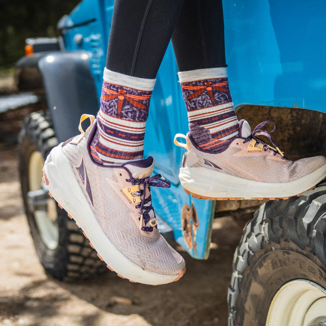 Smartwool Women's Hike Targeted Cushion Dragon Stitch Mid Crew Socks - Quest Outdoors