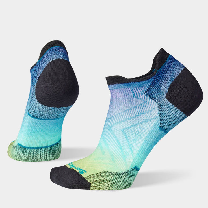 Smartwool Women's Run Zero Cushion Ombre Print Low Ankle Socks - Quest Outdoors