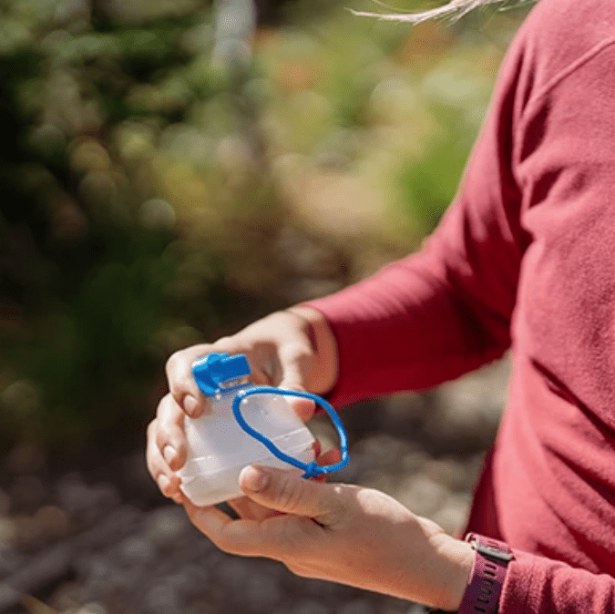 Squeeze Water Filtration System with Cnoc Premium 1 Liter Bottle - Quest Outdoors