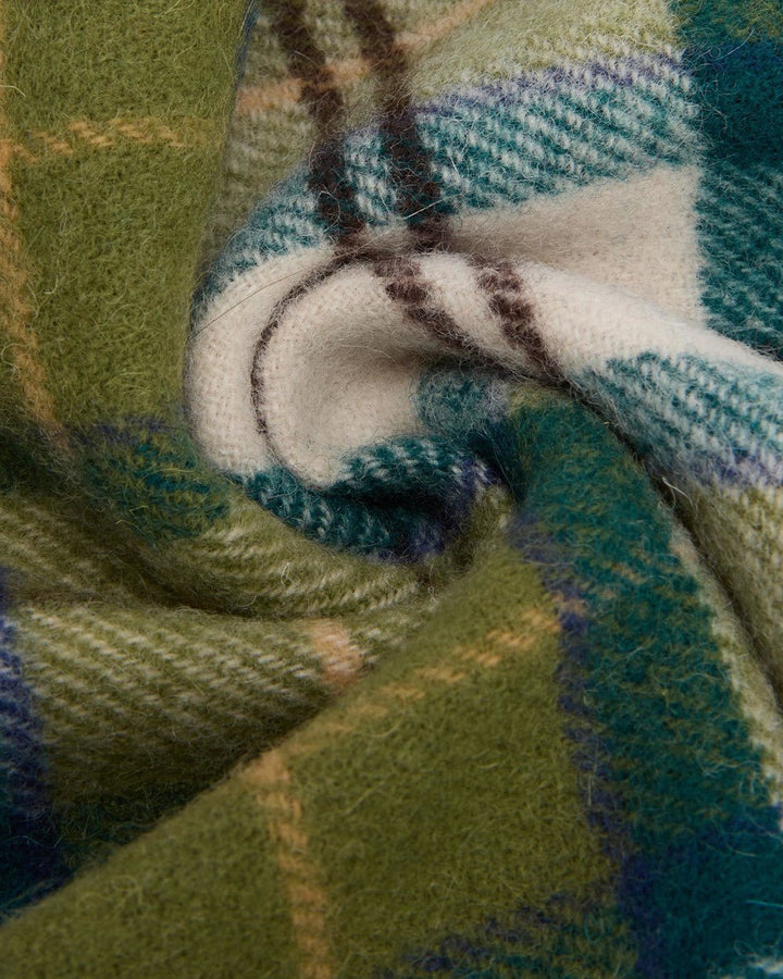 Tartan Lambswool Scarf - Quest Outdoors