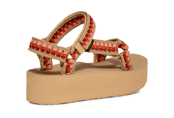 Teva Women's Flatform Universal Crochet - Quest Outdoors