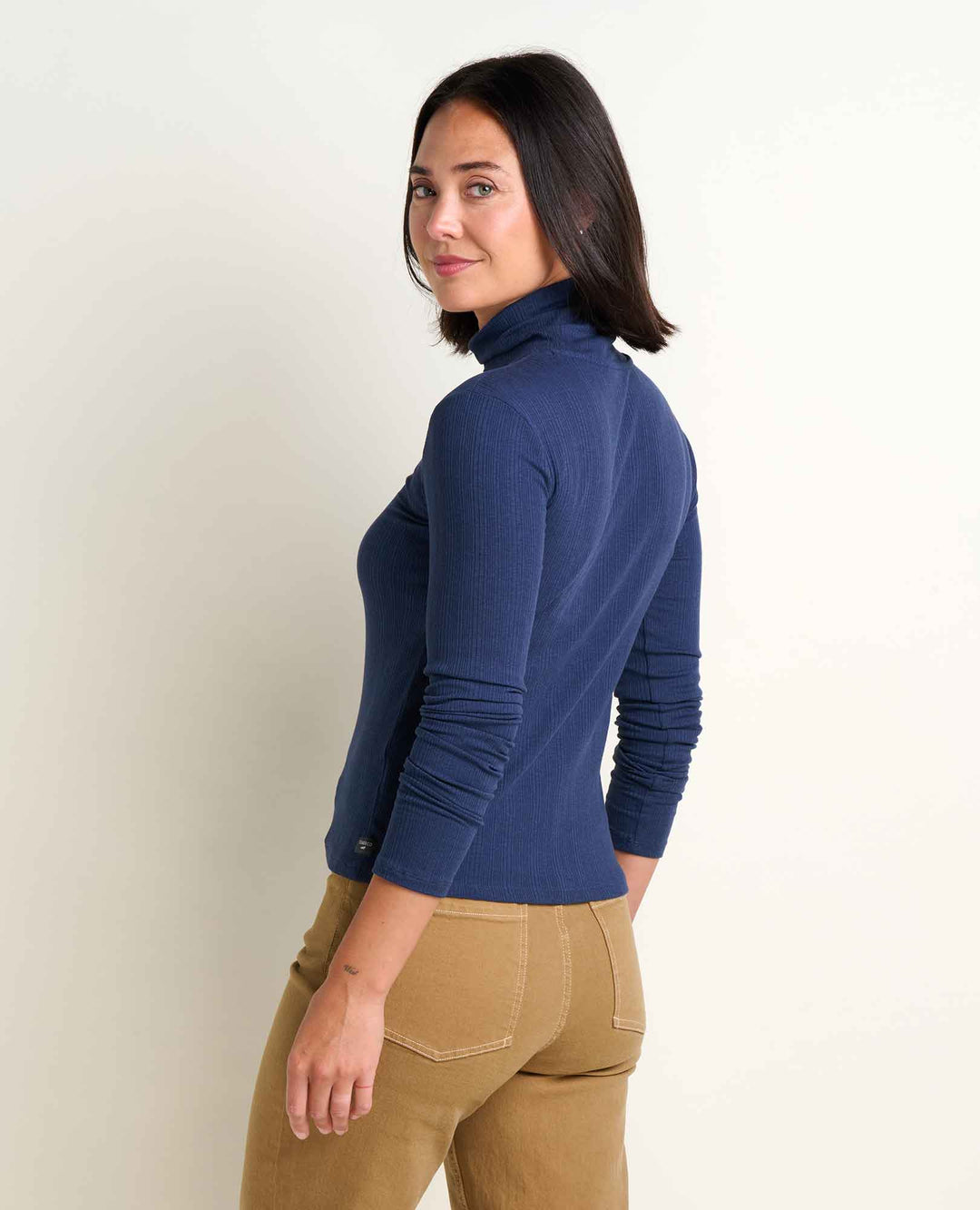 Toad&Co Women's Rosalie Turtleneck Tee - Quest Outdoors