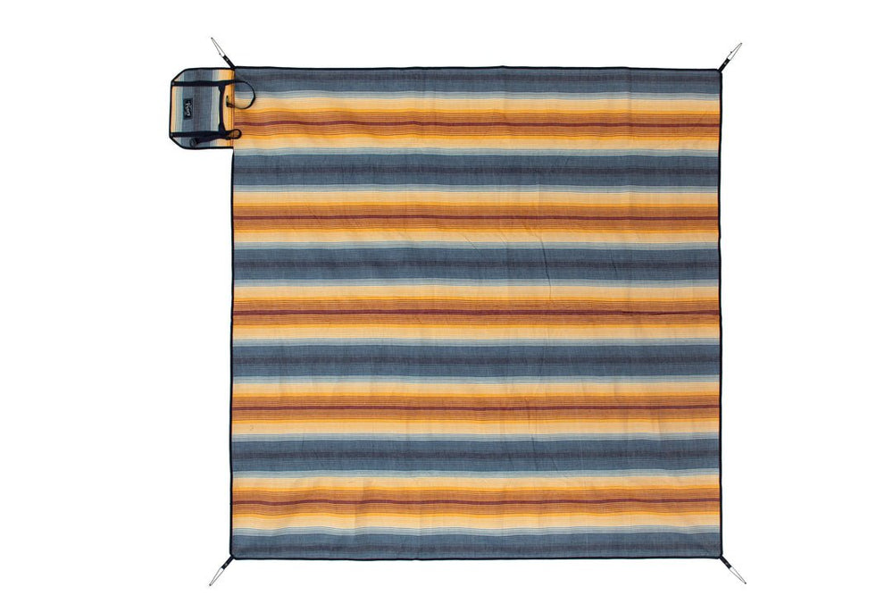 Victory Picnic Blanket XL - Quest Outdoors