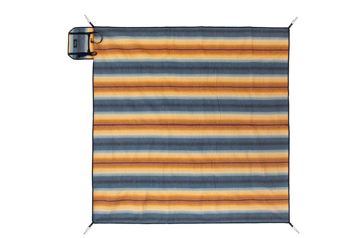 Victory Picnic Blanket XL - Quest Outdoors