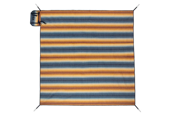 Victory Picnic Blanket XXL - Quest Outdoors