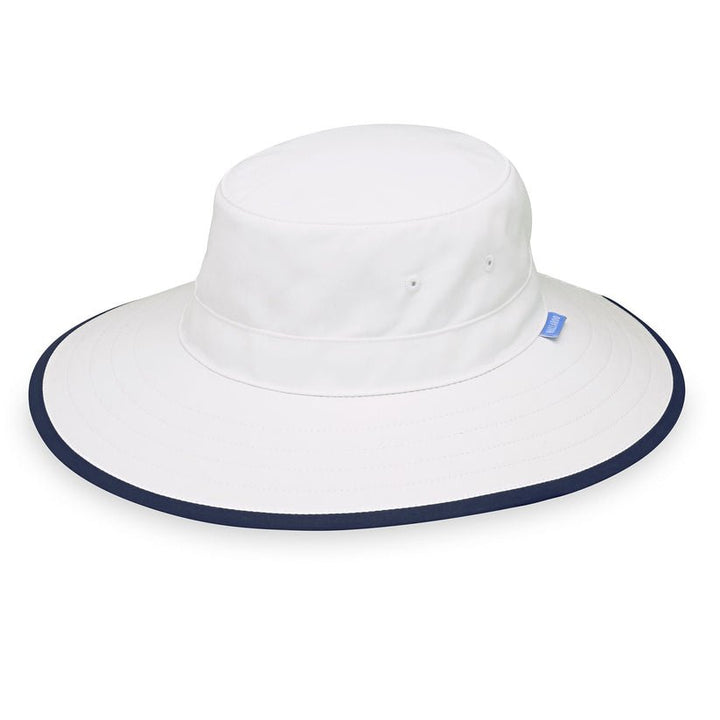 Wallaroo Women's Sanitas - Quest Outdoors
