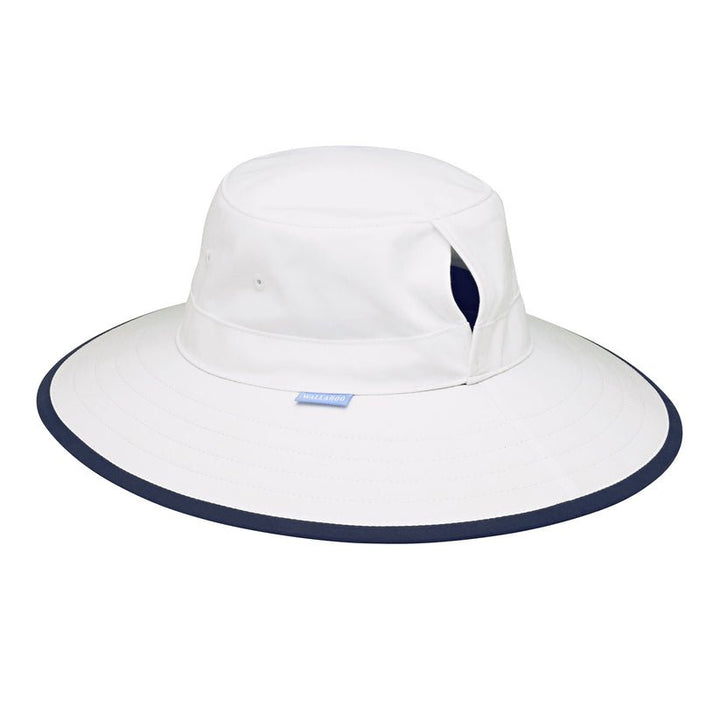 Wallaroo Women's Sanitas - Quest Outdoors