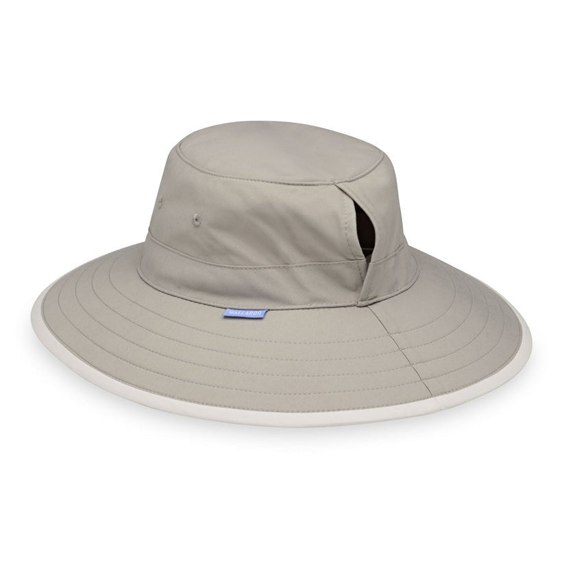 Wallaroo Women's Sanitas - Quest Outdoors
