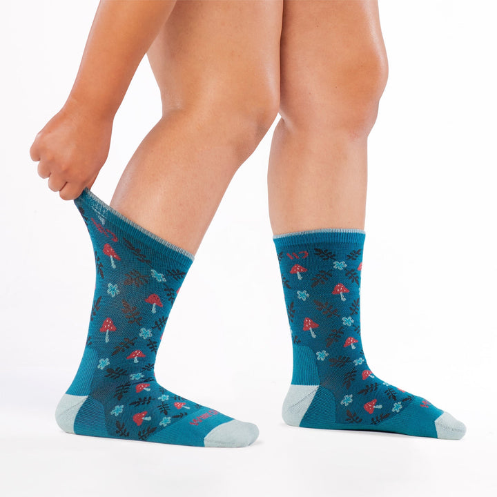 Wide Open Women's Wildwood Midweight Crew - Quest Outdoors