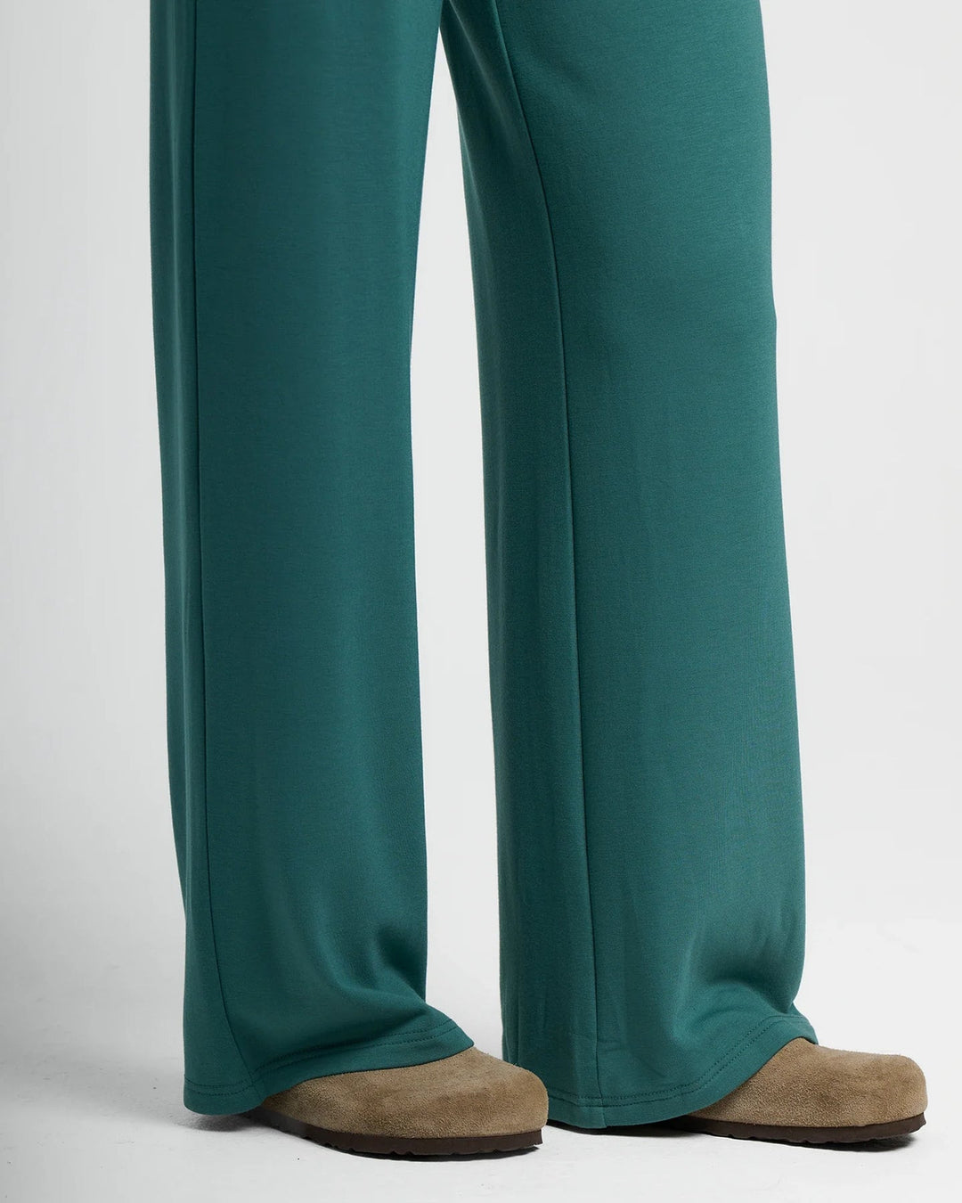 Women's Bamboo Lightweight Fleece Wide Leg Pant - Quest Outdoors
