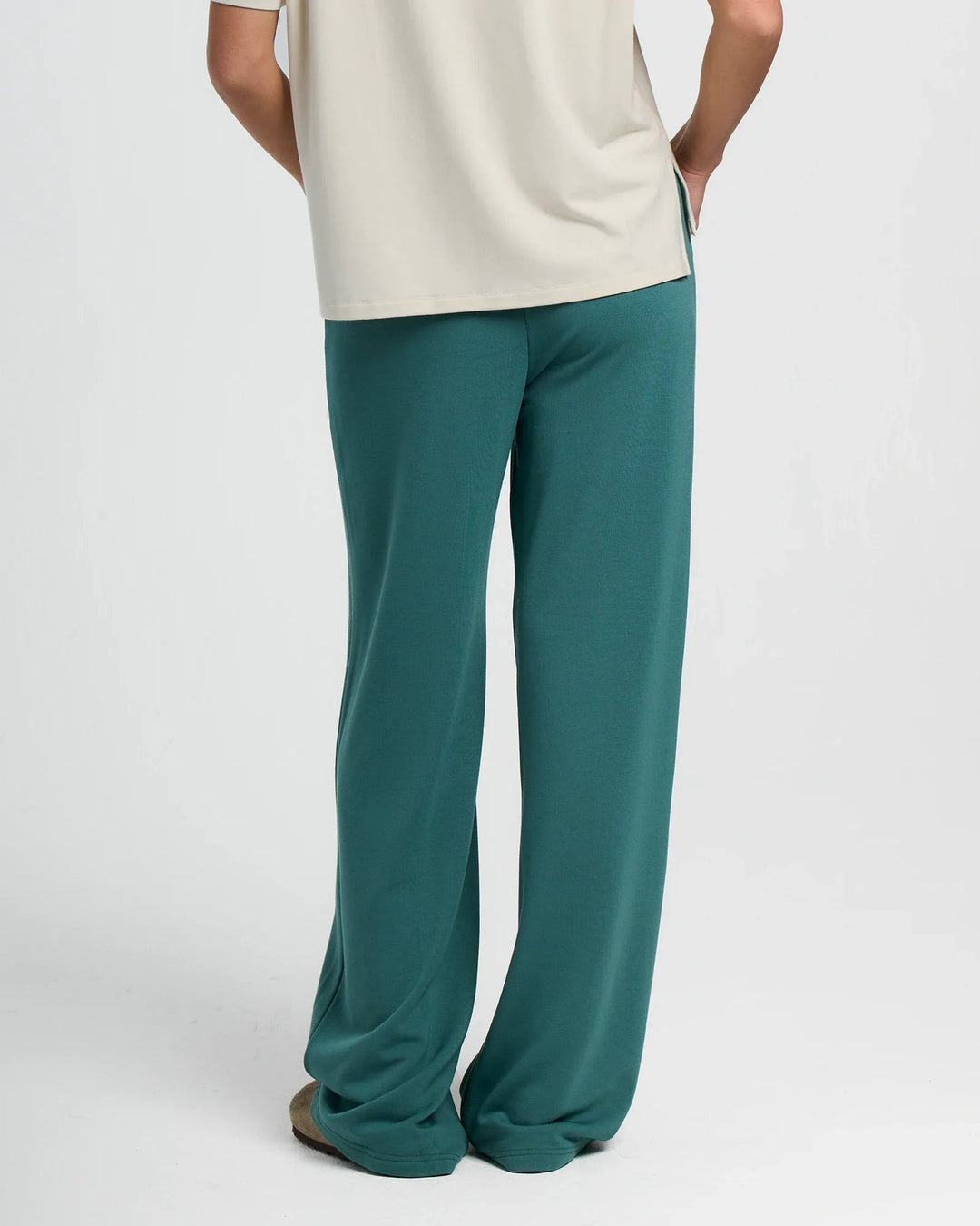Women's Bamboo Lightweight Fleece Wide Leg Pant - Quest Outdoors