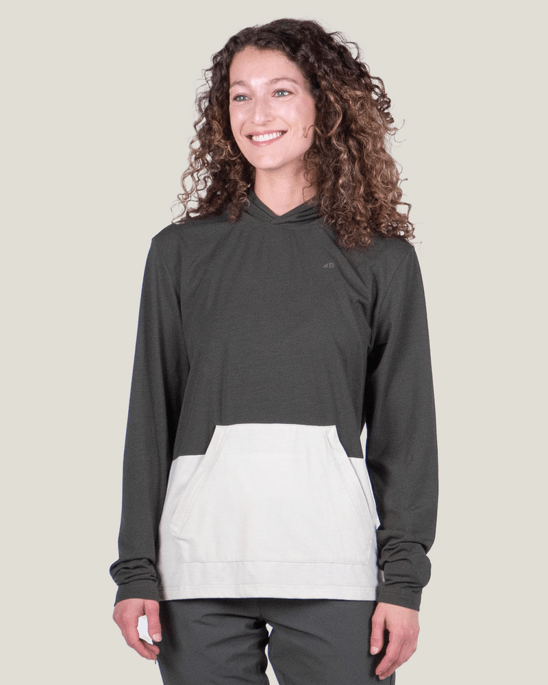 Women's Core Traverse Tek Hoodie - Quest Outdoors