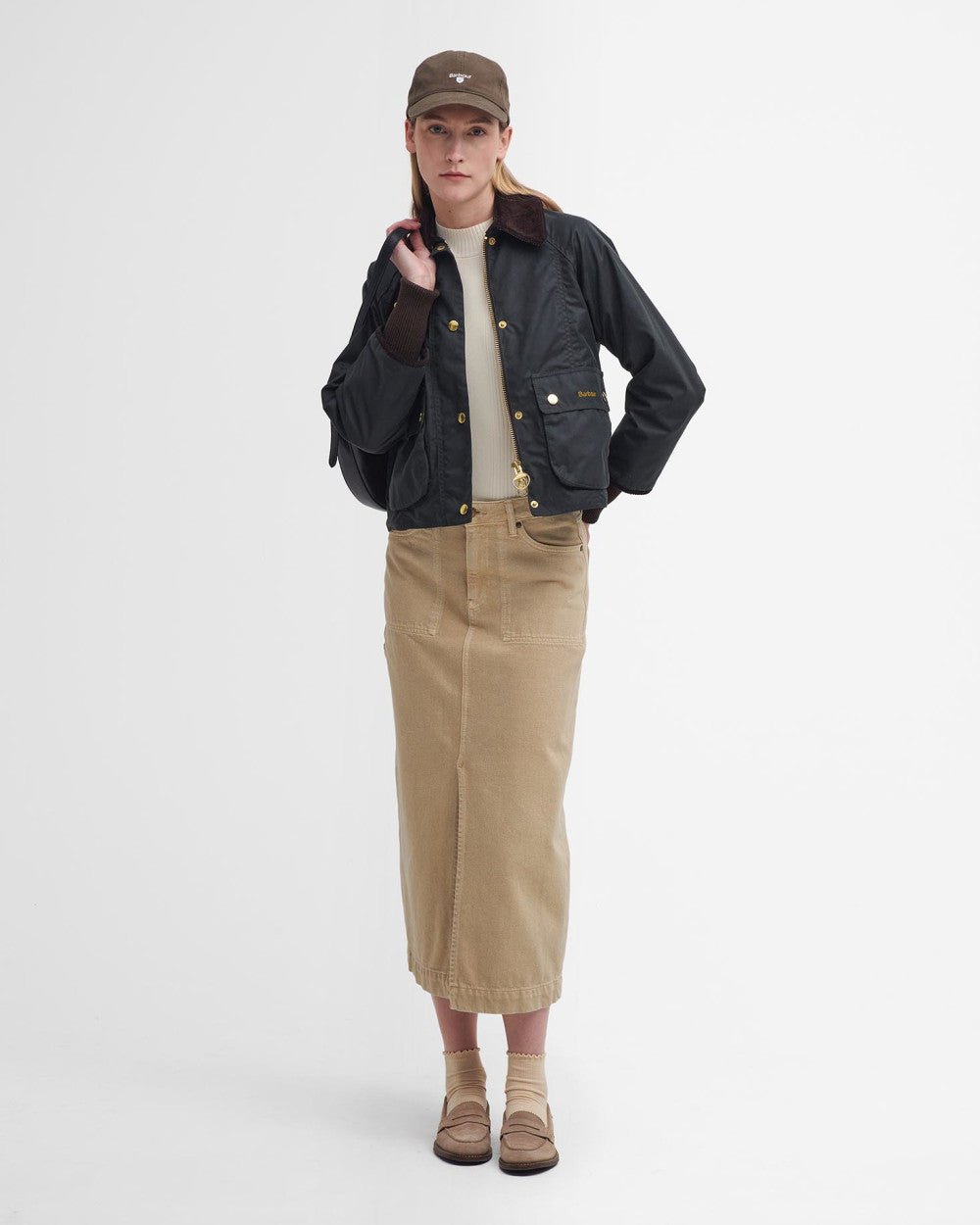 Women's Cropped Beadnell Waxed Jacket - Quest Outdoors