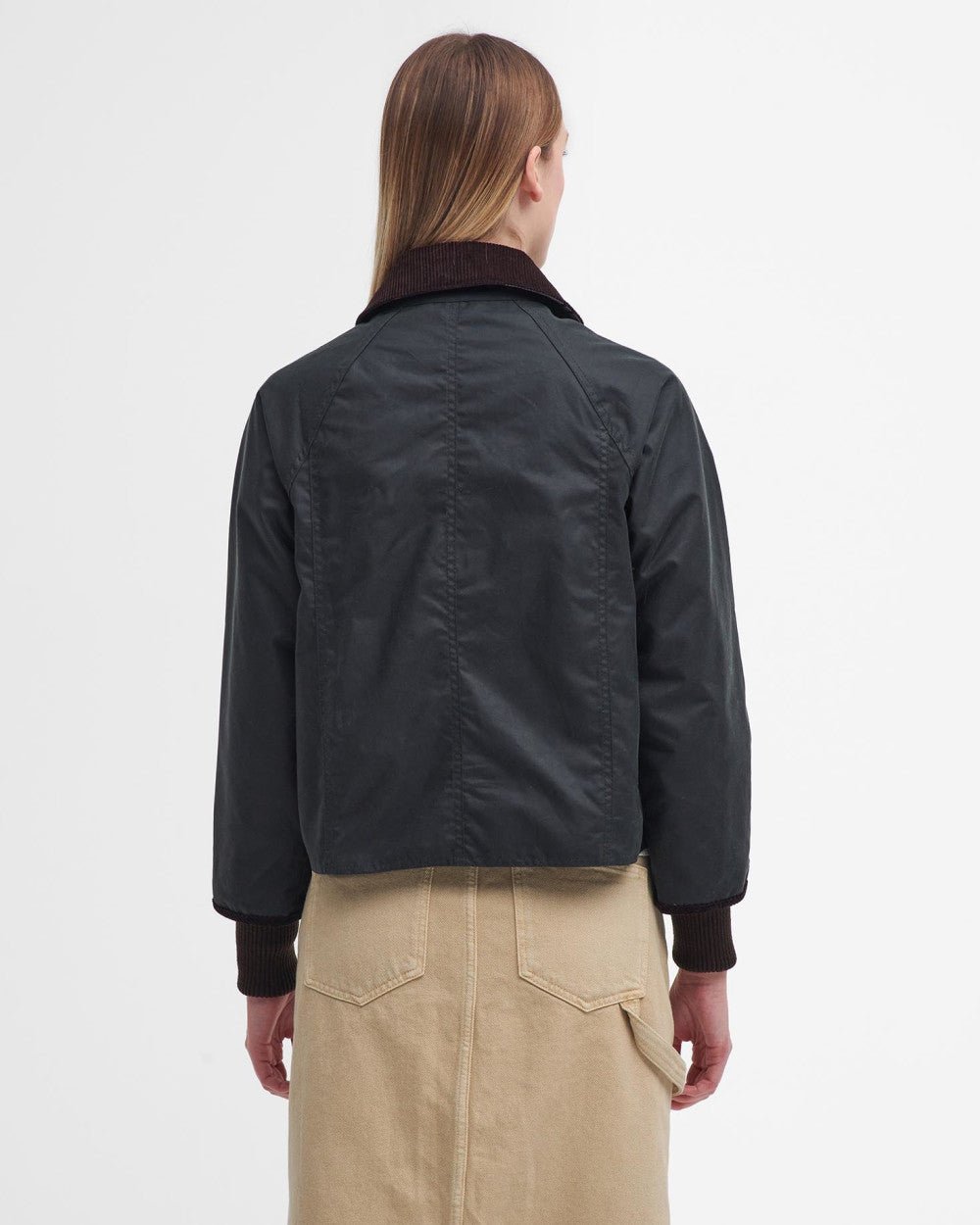 Women's Cropped Beadnell Waxed Jacket - Quest Outdoors