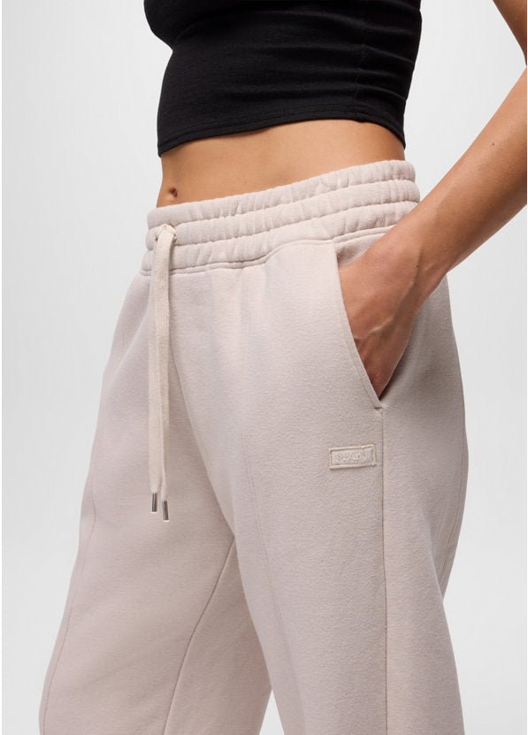 Women's DreamFleece Sweatpant - Quest Outdoors