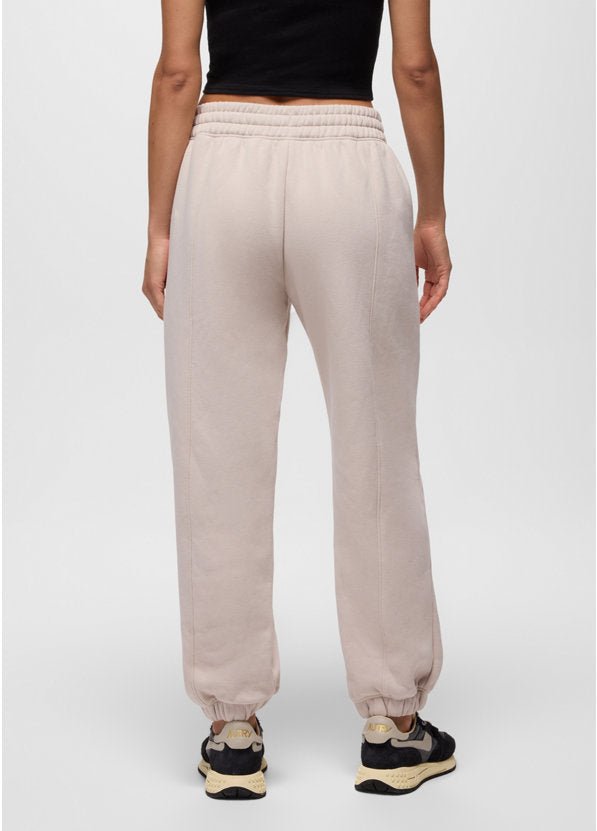 Women's DreamFleece Sweatpant - Quest Outdoors