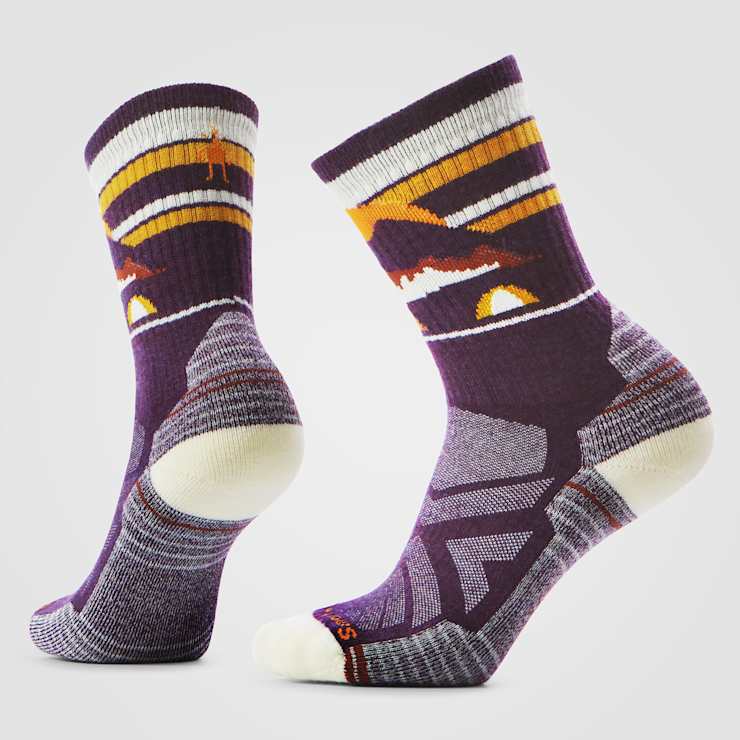 Women's Hike Light Cushion Mountain Moon Crew Socks - Quest Outdoors