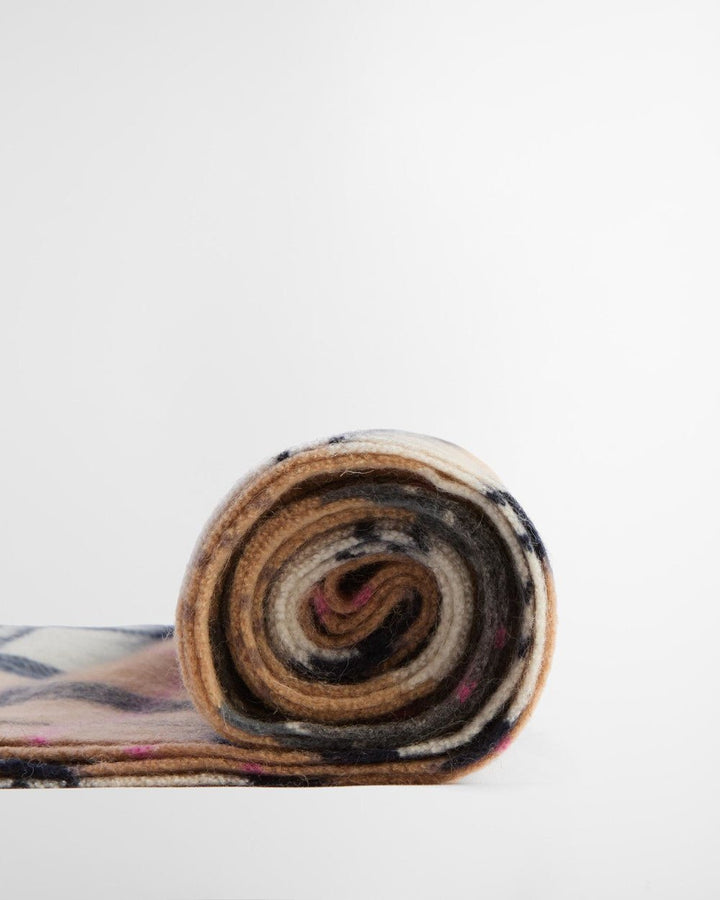 Women's Serena Tartan Lambswool Scarf - Quest Outdoors