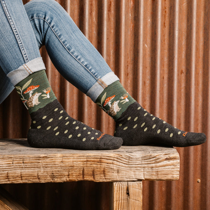 Women's Wild Life Crew Lightweight Lifestyle Socks - Quest Outdoors